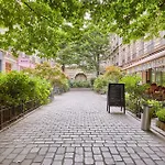 Apartment Le Marais Centre De Paris By Studio Prestige
